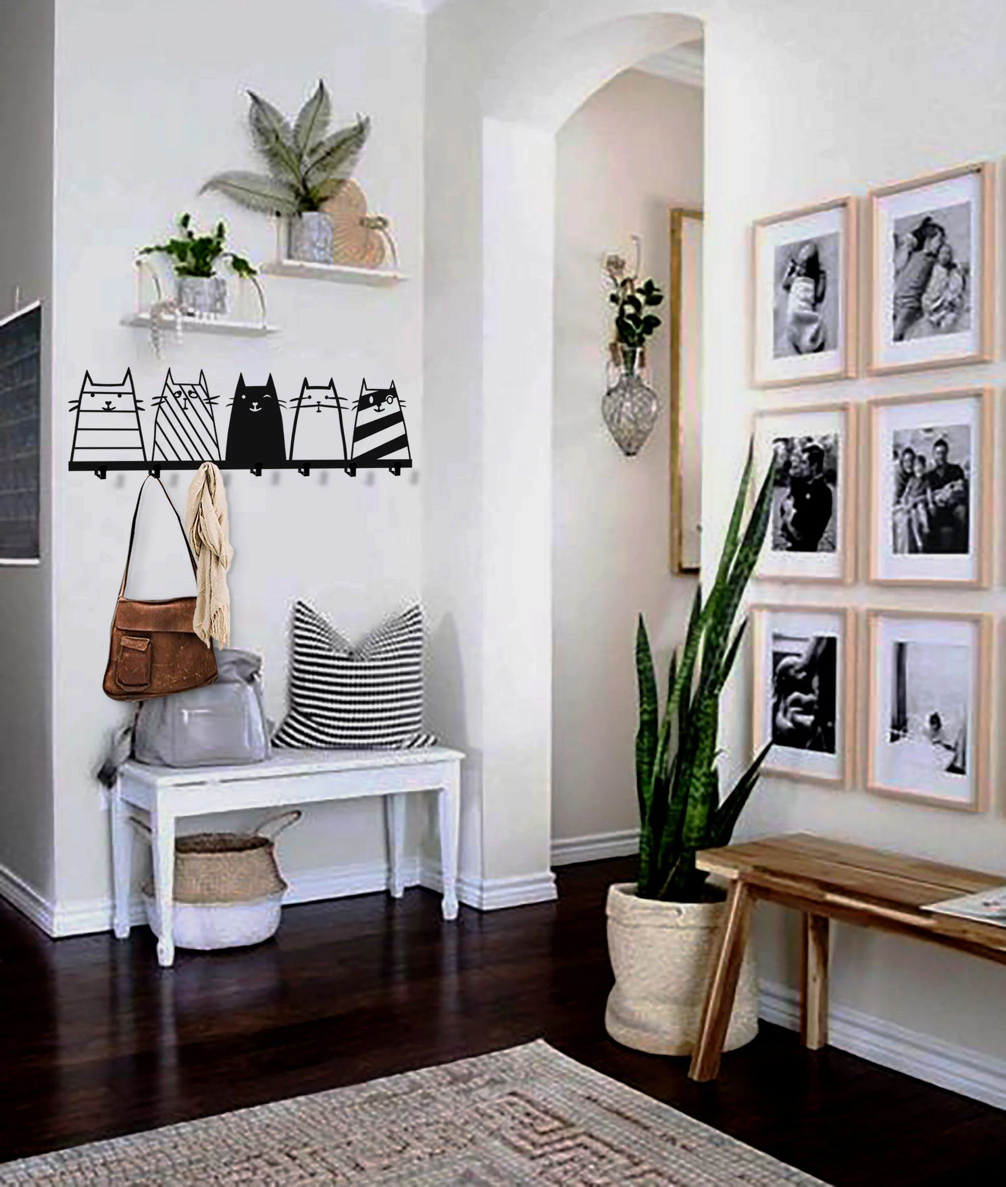 Minimalist Coat Rack in Black Matte Metal - Image 4