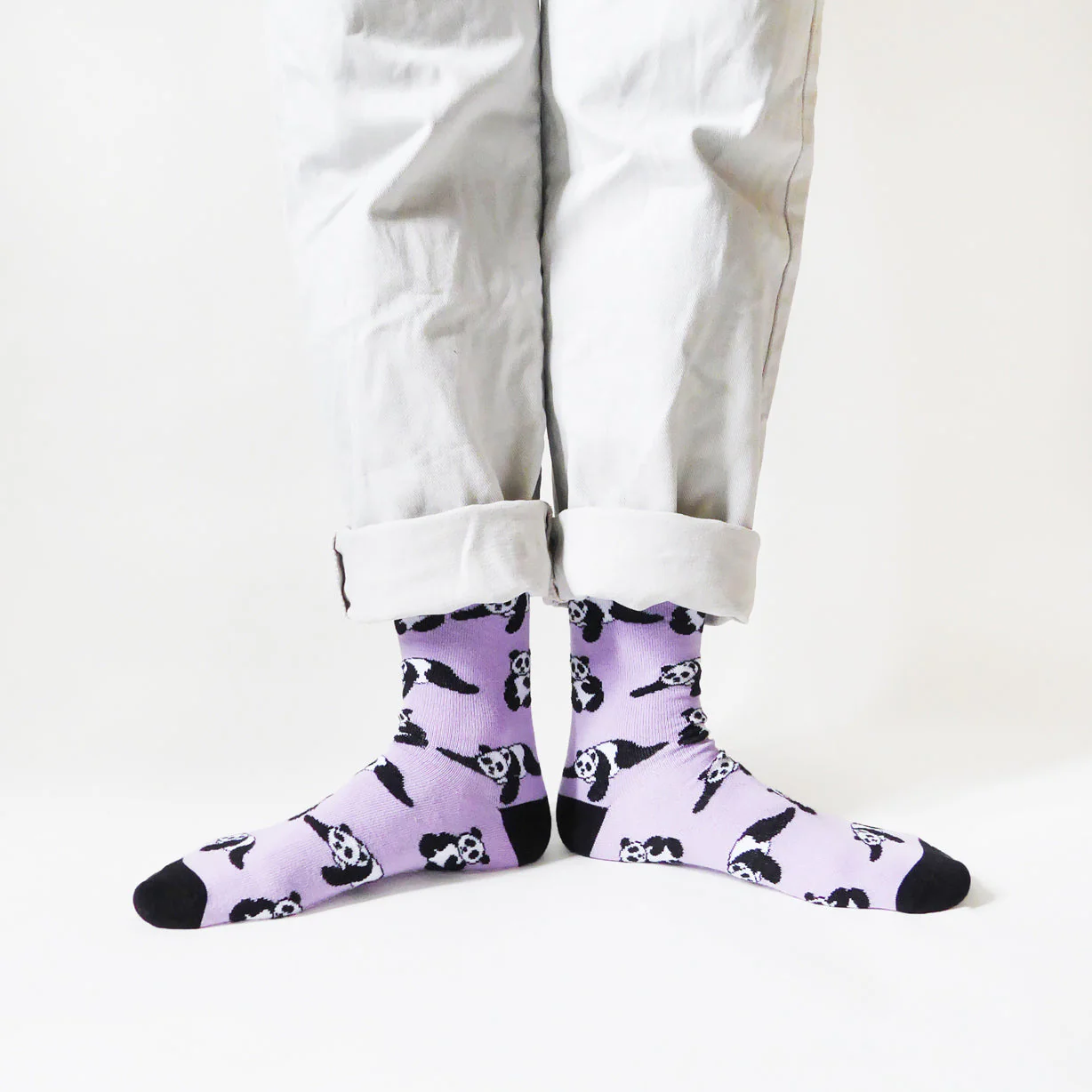 Save the Pandas Bamboo Socks in Lilac - Image 7