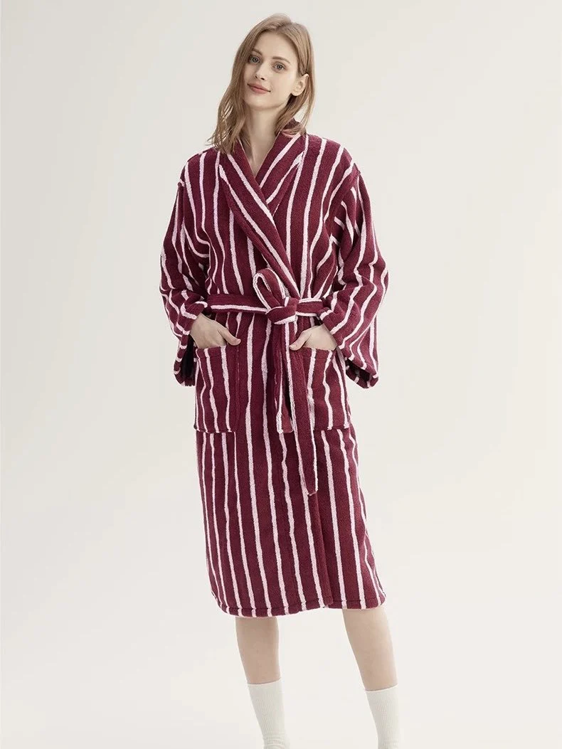 Ultra Soft Retro Stripe Bathrobe in Organic Cotton - Image 4