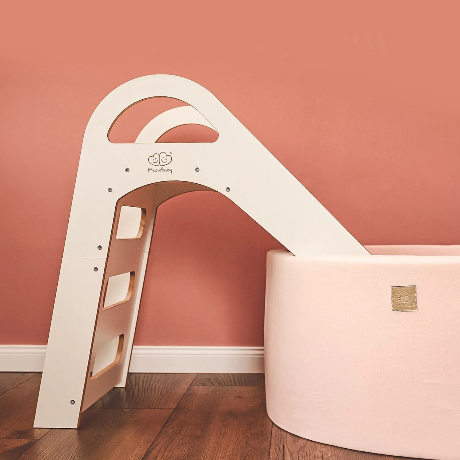 Wooden Indoor Scandi Slide for Children 87cm - Image 10